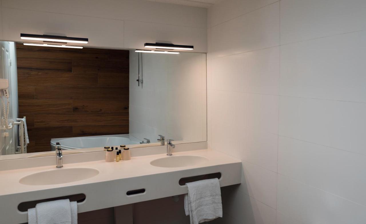 Alysson Hotel Oloron-Sainte-Marie Dış mekan fotoğraf