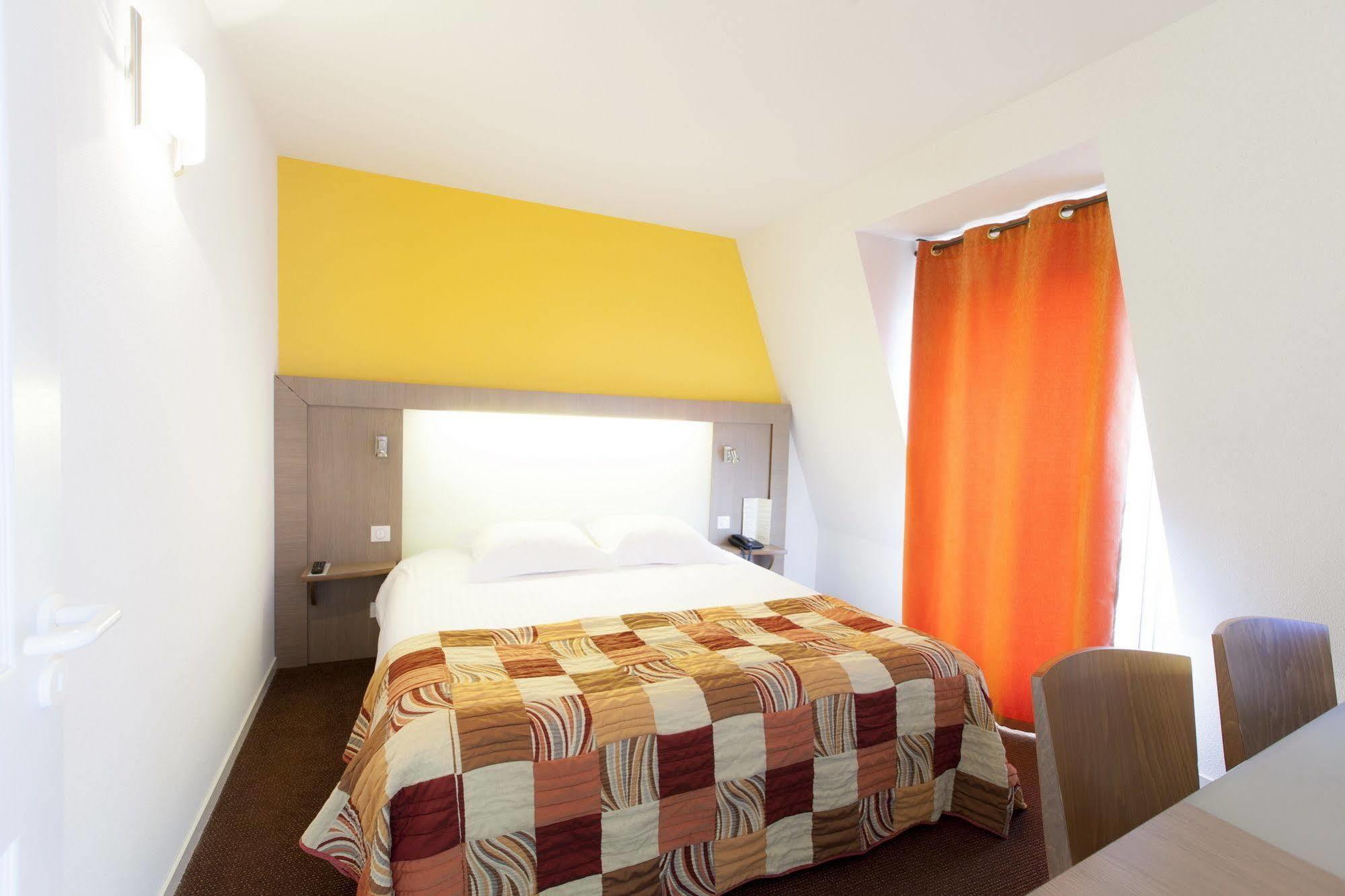 Alysson Hotel Oloron-Sainte-Marie Dış mekan fotoğraf