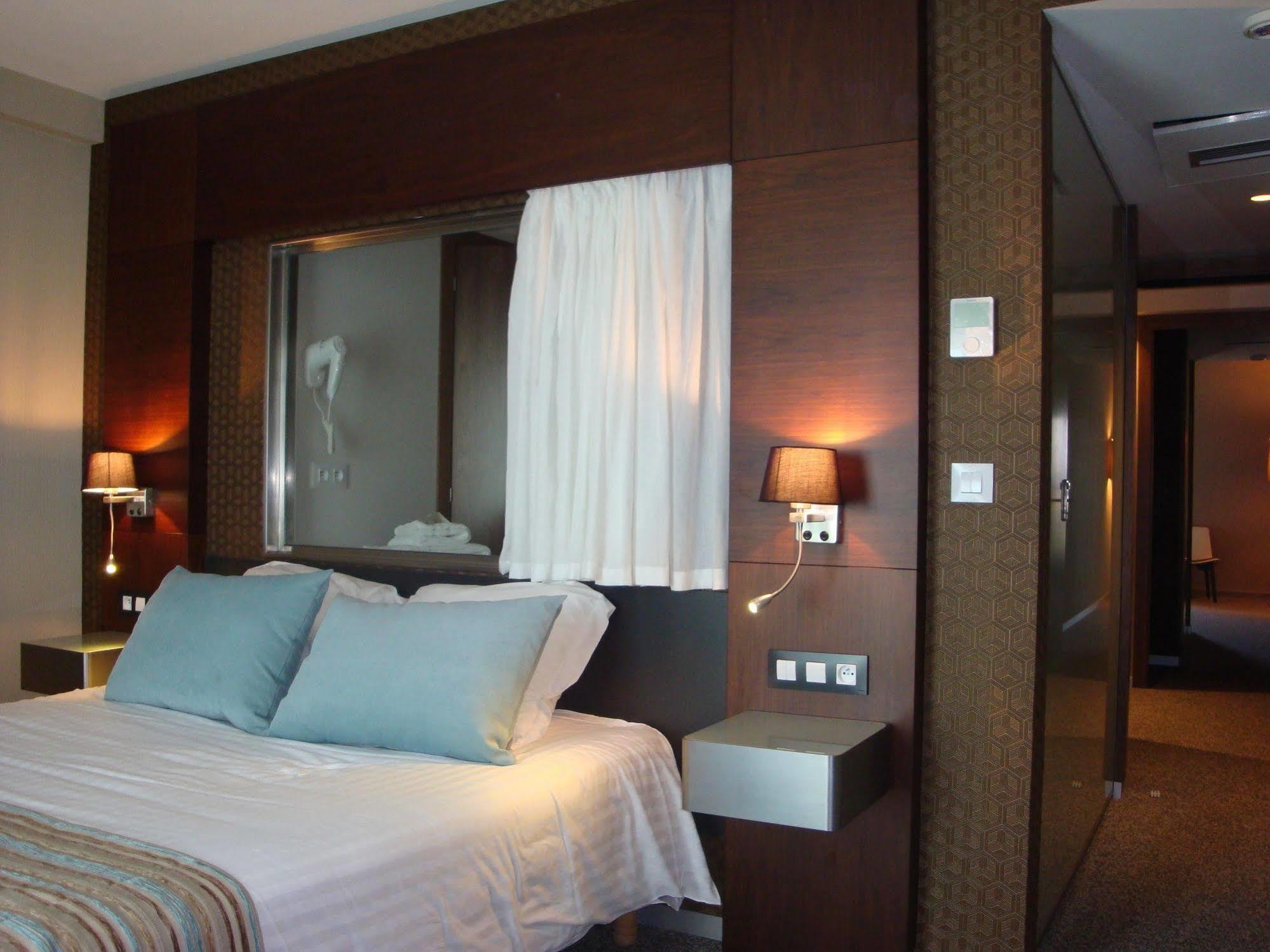 Alysson Hotel Oloron-Sainte-Marie Dış mekan fotoğraf